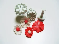 BLOMSTER HJERTER STEMPELSKÆRER Outlet