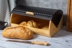 Brødkasser & Brødposer>Brødkasse af træ med metallåg + kniv BRUNBESTE BB-2773