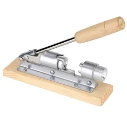 Mad-Knækkere>Desktop valnøddekiks med træbund og håndtag