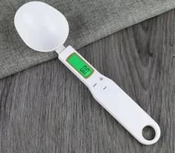 Digital skevægt 500 g / 0,1 g Hvid Clearance