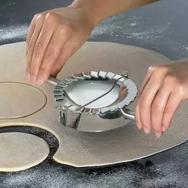 Køkkenforme>DUMPLINGFORME 8cm KINGHOFF KH-2189