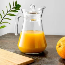 Glas>Glaskande til drikkevarer, vand, juice, citronvand, med låg, 1,4 l