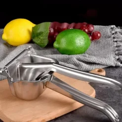 Hvidløgspressere>Håndholdt juicepresse - rustfrit stål