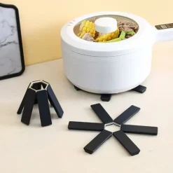 Grydelapper & Grillvanter>INF Sammenfoldelige varmebestandige bordskåner - sæt med 2