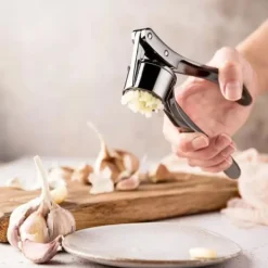 Hvidløgspressere>KINGHOFF KH-1815 HVIDLØGSPRESSER