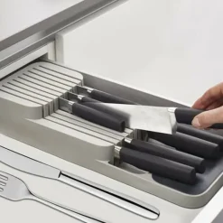 Køkkenorganisering>Knivindsats til skuffe til 9 køkkenknive – Grå