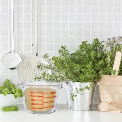 Målebægere & Måleskeer>Målebæger, 9x13x17,5 cm, Transparent