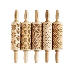 Kageruller>MoodForWood Trækagerulle 25 cm med håndtag, sæt med 5, graveret, perfekt til bagning - Kimonomønster