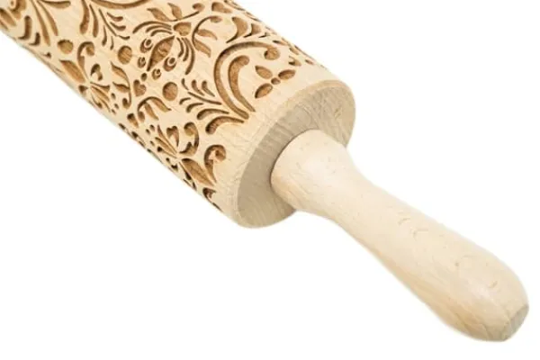 MoodForWood Trækagerulle, Graveret, 43 cm med Håndtag, Perfekt til Bagning - Rosemaling Mønster Sale