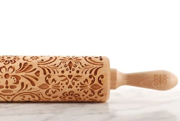 MoodForWood Trækagerulle, Graveret, 43 cm med Håndtag, Perfekt til Bagning - Rosemaling Mønster Sale
