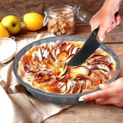 Kagespader>Plastik savtakket kagekniv til kage, svampekage, portionering