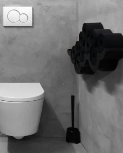 Renova sort parfumeret toiletpapir 16,1 m 3-lags 140 ark 6 ruller Clearance