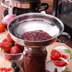 Tragte><noscript><img width=