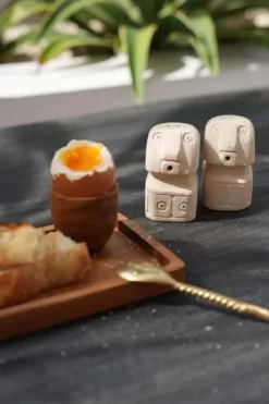 Salt & Pepper Sumba Bazar Bizar Hot