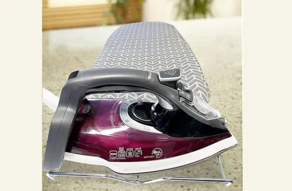 Sammenklappeligt strygebræt til bord 81x31 cm Outlet