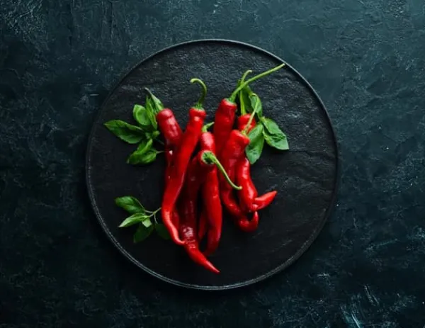 Skærebrætter>SKÆREBRÆT I GLAS 52x40 CHILI