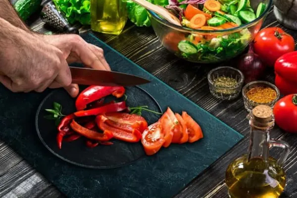 Skærebrætter>SKÆREBRÆT I GLAS 52x40 CHILI