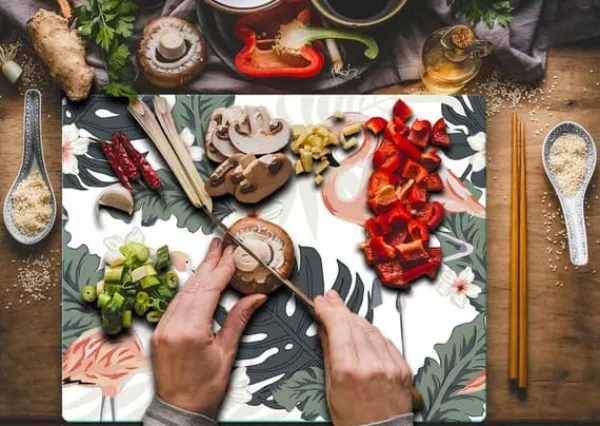 SKÆREBRÆT I GLAS 52x40 FLAMINGO Hot