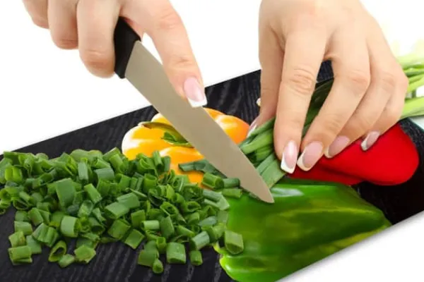 SKÆREBRÆT I GLAS 52x30 PEBERFRUGTER Outlet