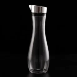 Transparent akryl juicekanna med lock - 1,2L kapacitet