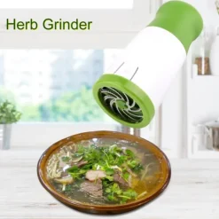 Krydderikværne>Urtekværn Persilleriven Rosmarinriver Krydderikværn Persilleriver Grøntsagsskærer