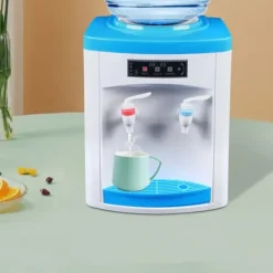 Vandkølere>Vanddispenser, Effekt 550W, Varmt vand 90℃, Koldt vand 8℃, Spænding 220V, Dimensioner 25,5*23,5*33 cm