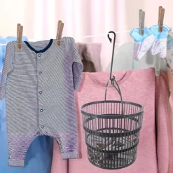 Vasketøjsudstyr>Vasketøjsklemmer i en foldbar kurv 50 stk.