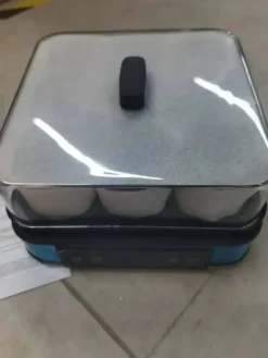 Yogurtmaskiner>Yoghurtmaskine, digital model, temperatur- og tidskontrol, automatisk, 9 glas à 170 ml, sort