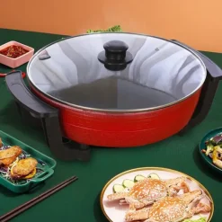 Yuanyang Hot Pot - Elektrisk hotpot-gryde - 6 L - 1300 W - Delt 2 smage - Rustfrit stål - Rød New